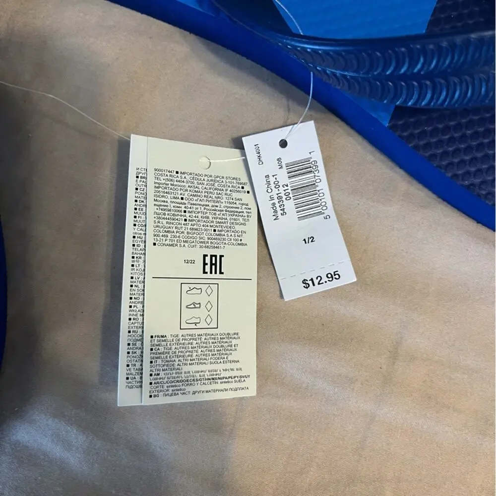 NWT Gap Boys Flip Flops Blue and Red Stripe Size 1-2